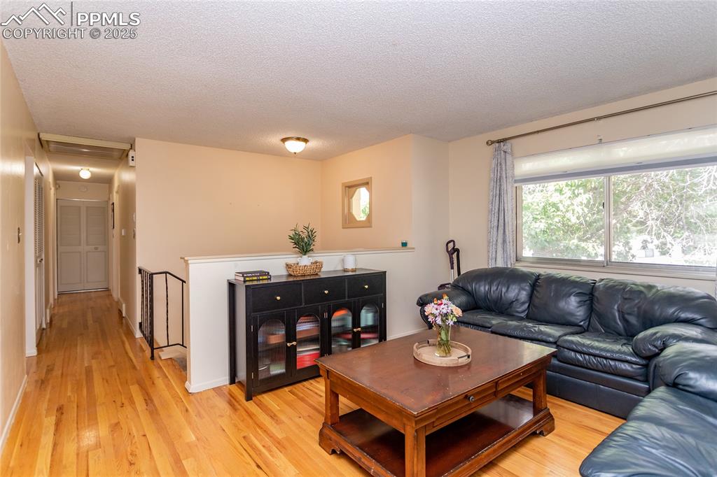 Image 8 of 40: Living Room
