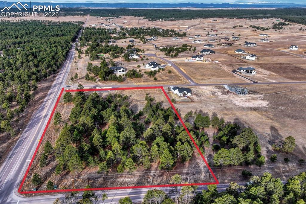 Image 13 of 14: Property Lines are Approximate and not a survey