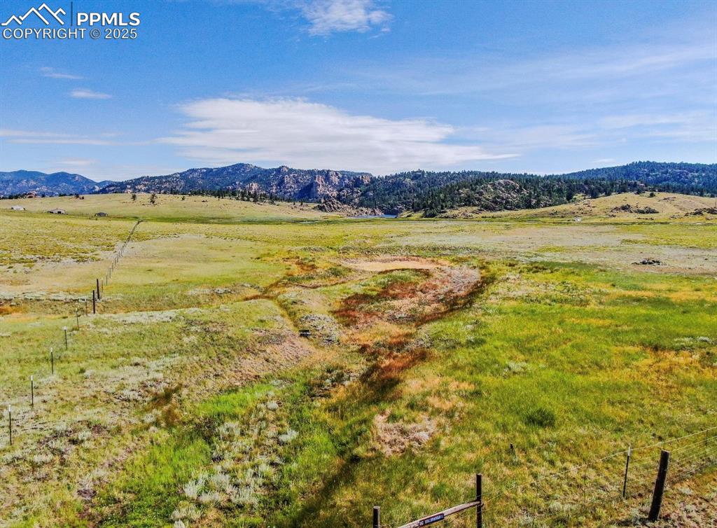 Image 19 of 33: View