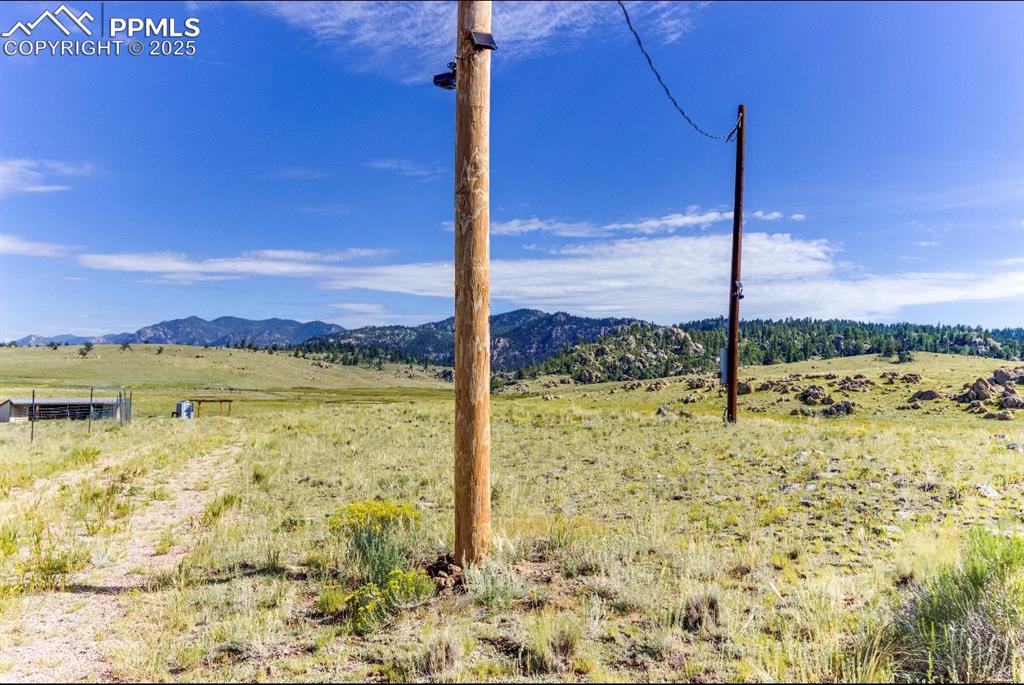 Image 27 of 33: View