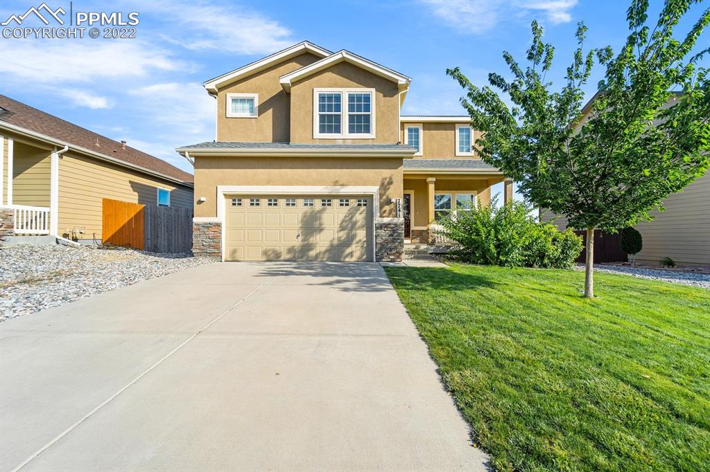 Listing 1382755, Image 1 of 31