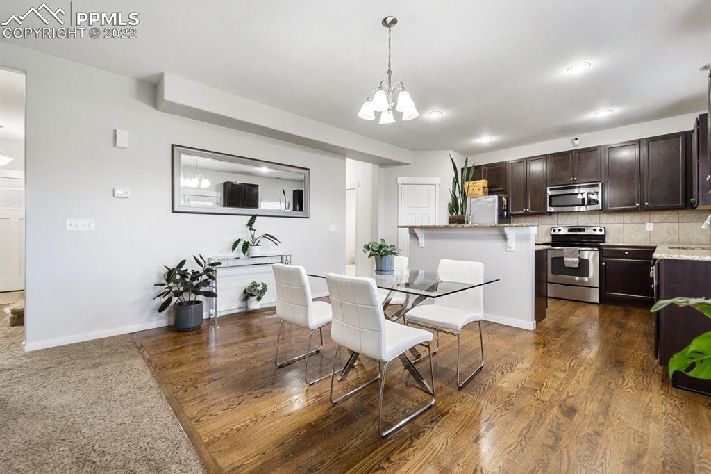 Listing 1382755, Image 9 of 31