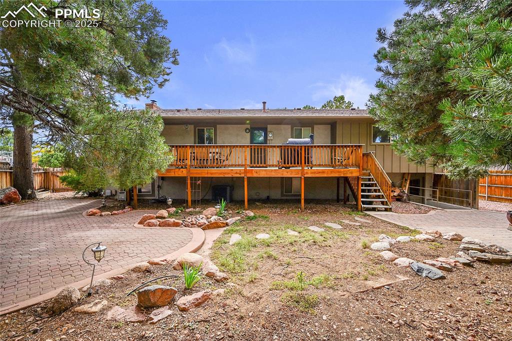 Image 34 of 45: Back of Structure