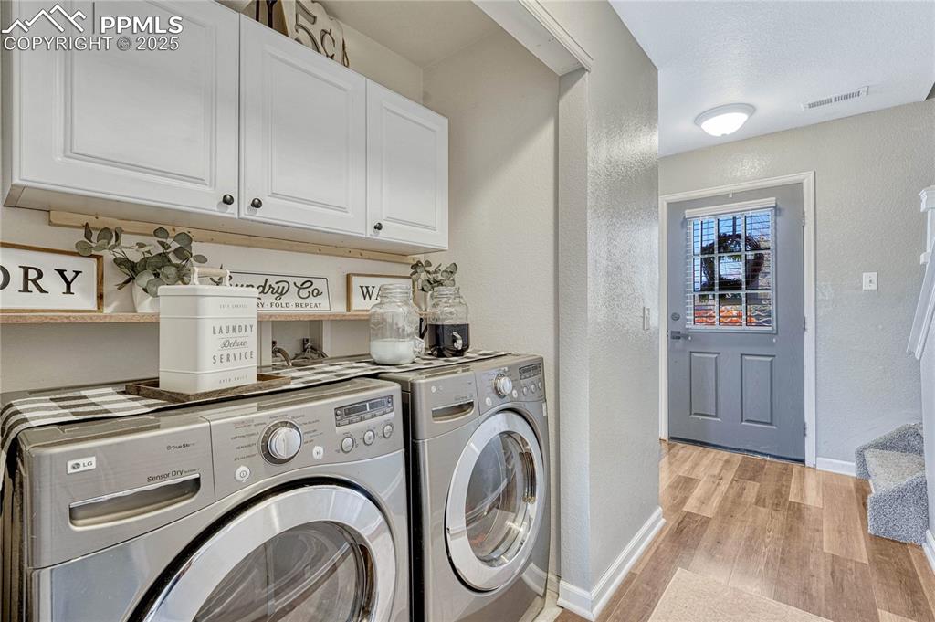 Image 11 of 35: Laundry