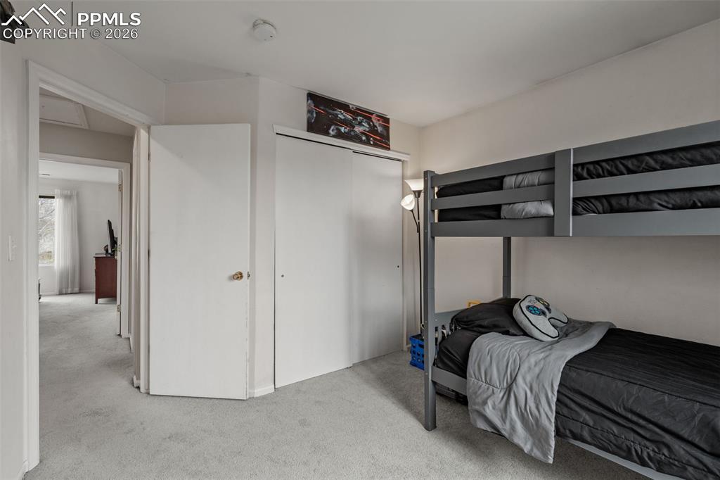 Image 24 of 28: Bedroom