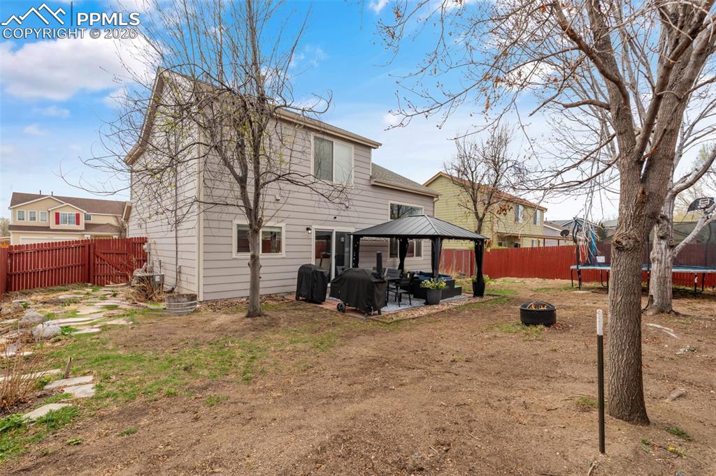 Image 28 of 28: Back of Structure