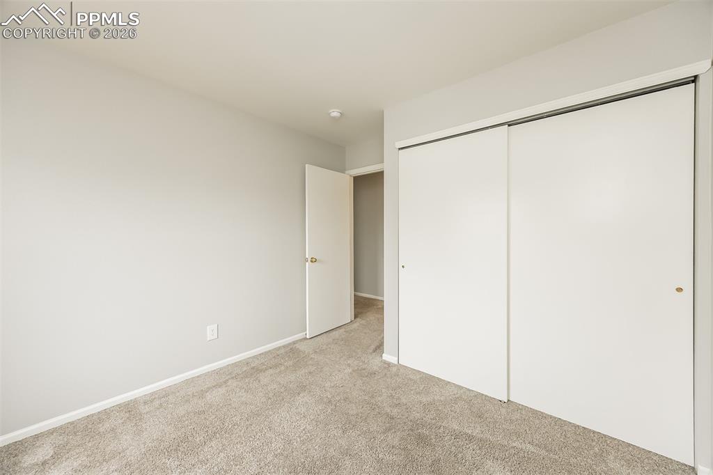 Image 15 of 23: Bedroom