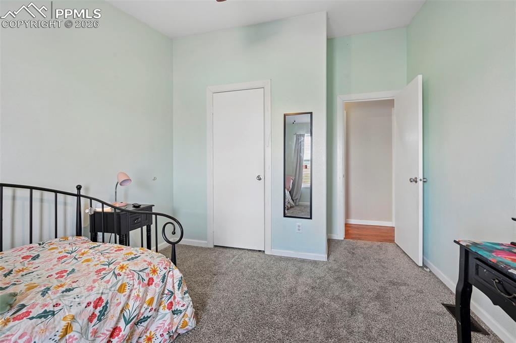 Image 12 of 40: Bedroom