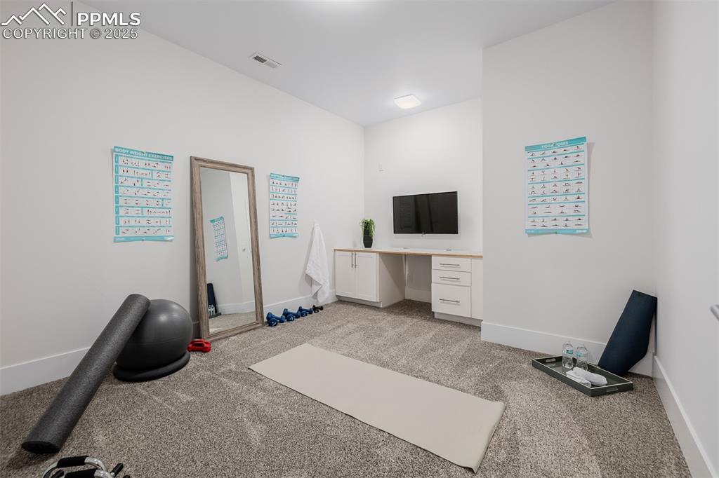 Image 41 of 50: Exercise Room