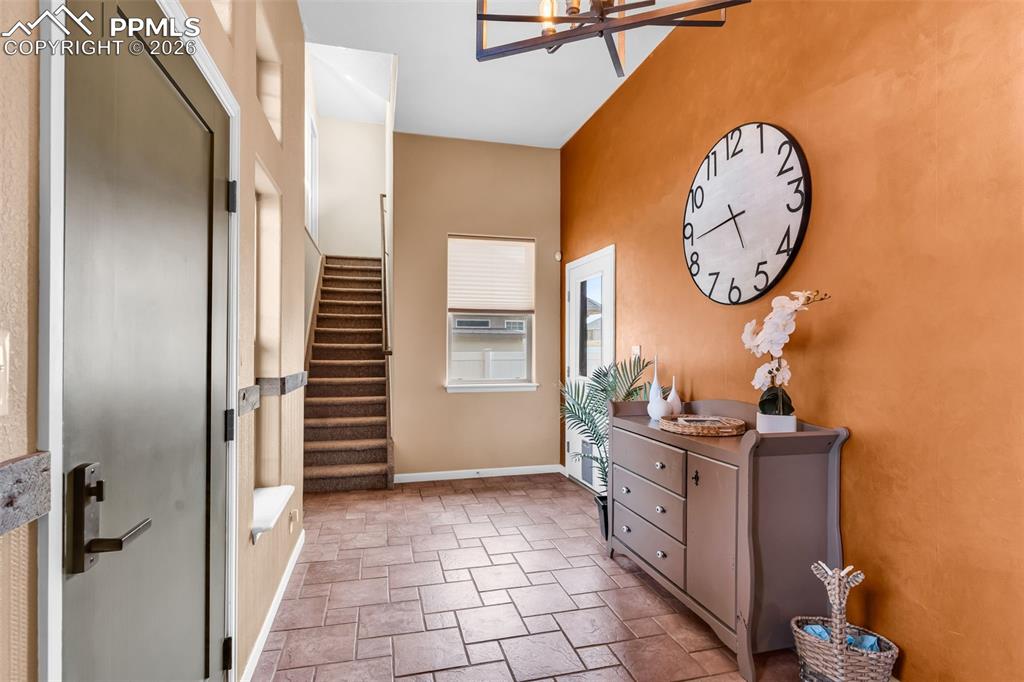 Image 4 of 49: Entry