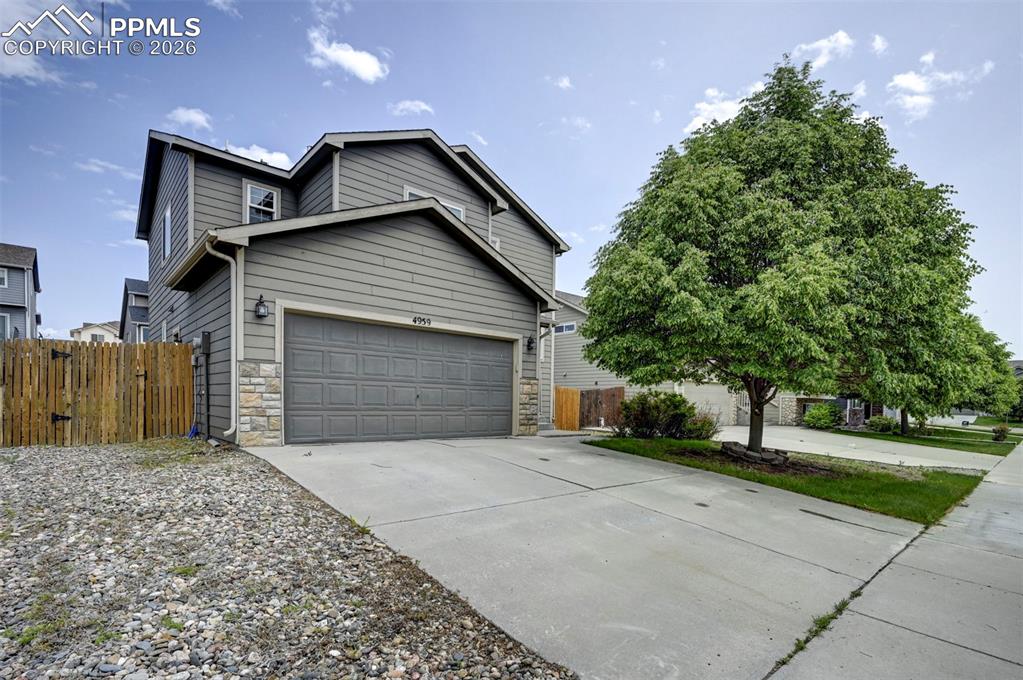 Image 5 of 44: Side of Structure