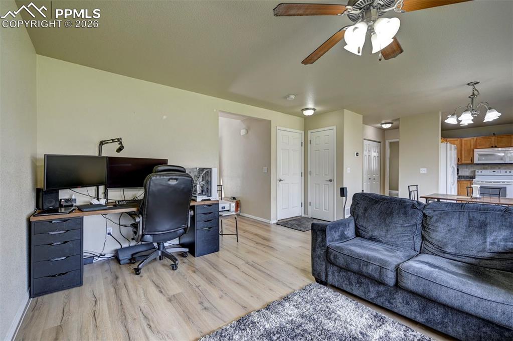 Image 7 of 44: Office