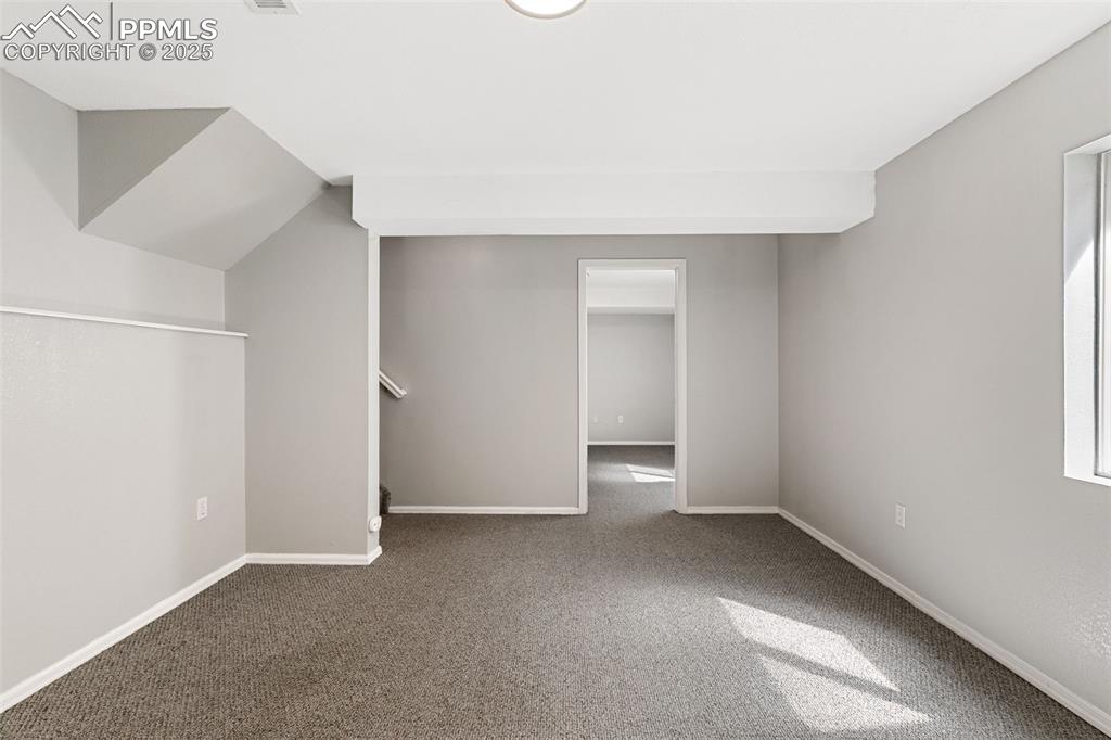 Image 37 of 47: Bonus Room