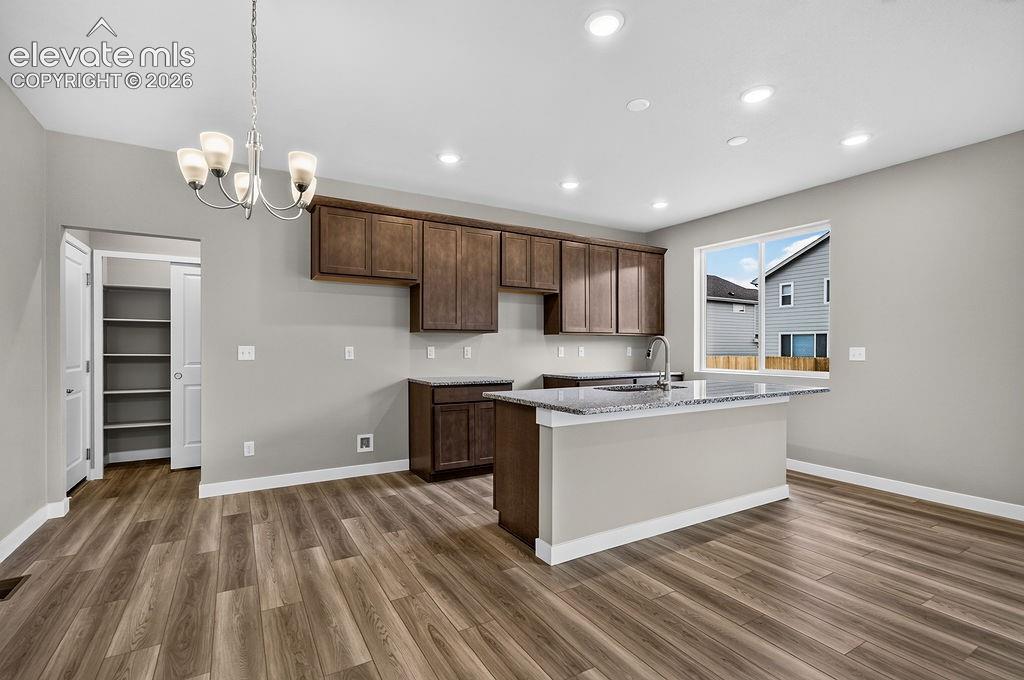 Image 16 of 37: Kitchen