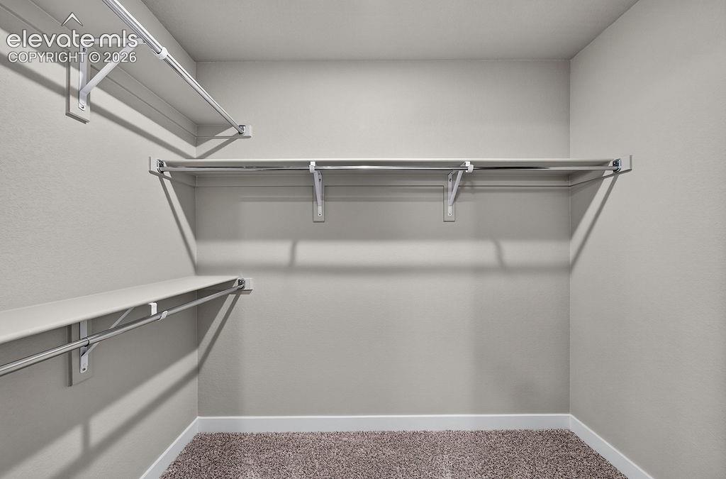 Image 29 of 37: Closet