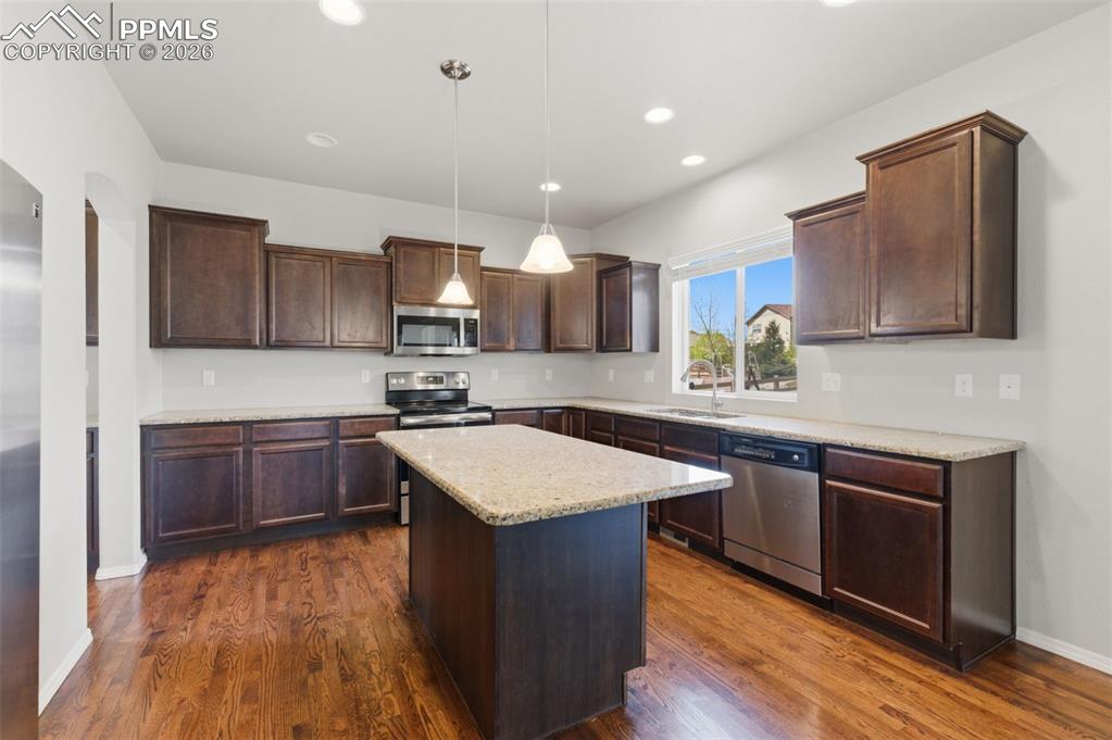 Image 10 of 39: Living Room