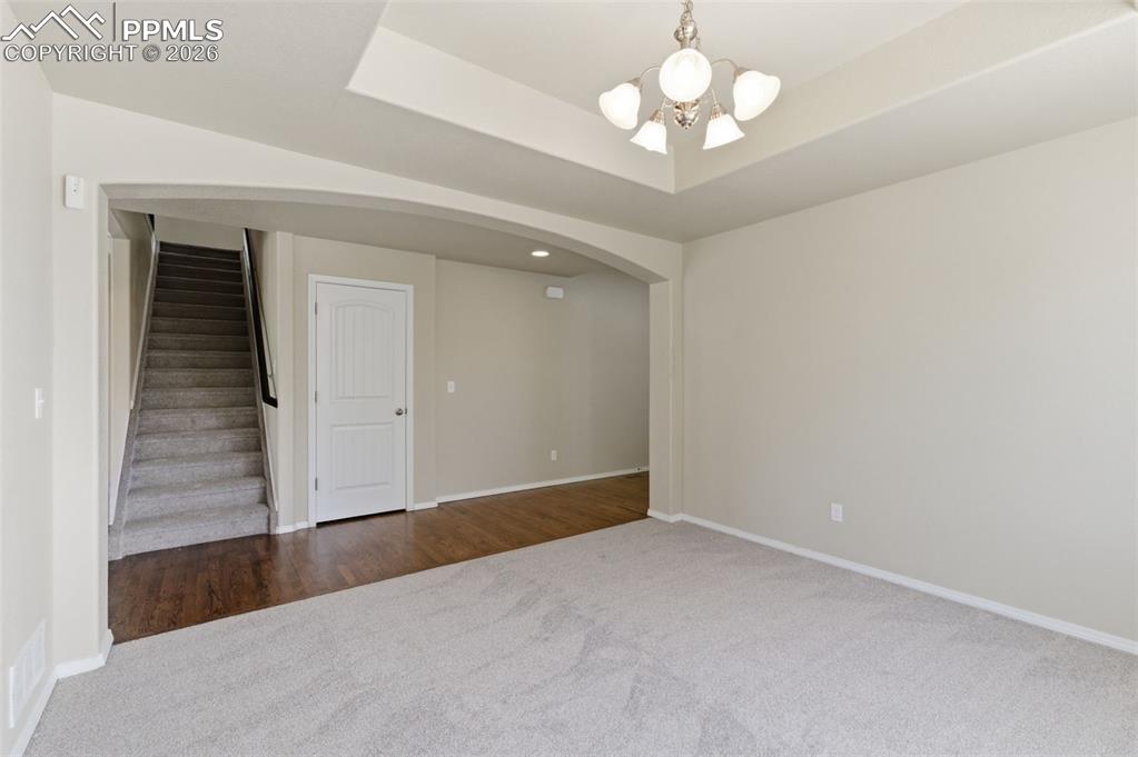 Image 14 of 39: Kitchen