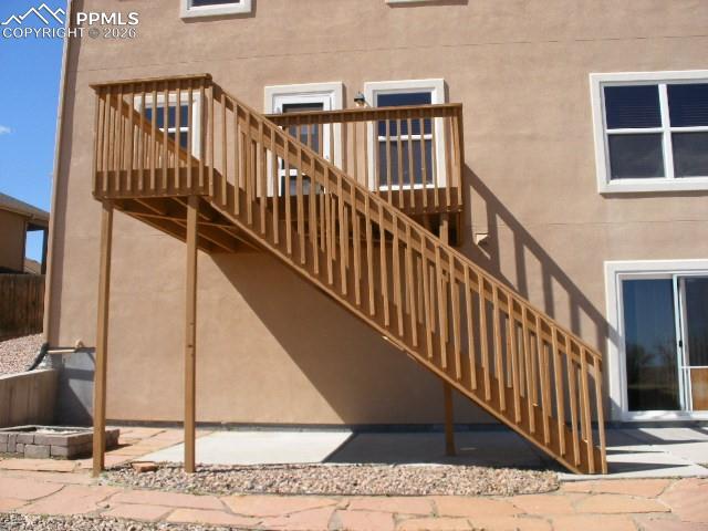 Image 44 of 44: Entry