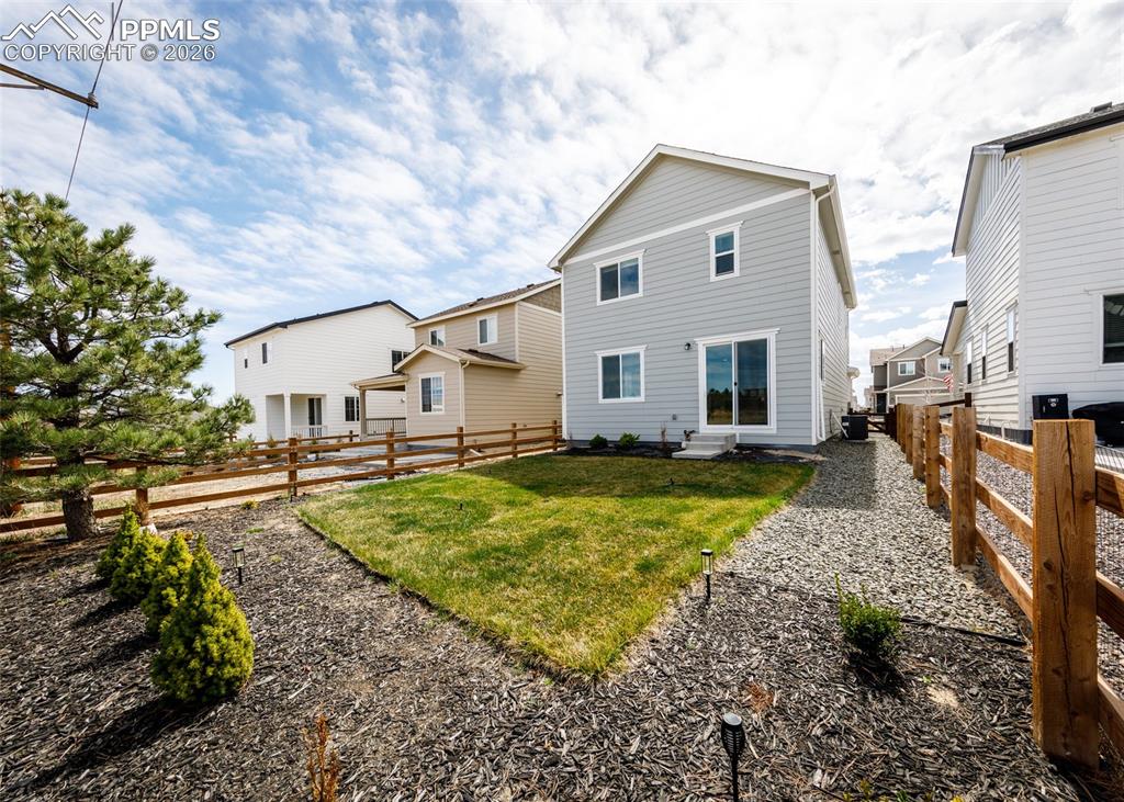 Image 35 of 42: Back of Structure