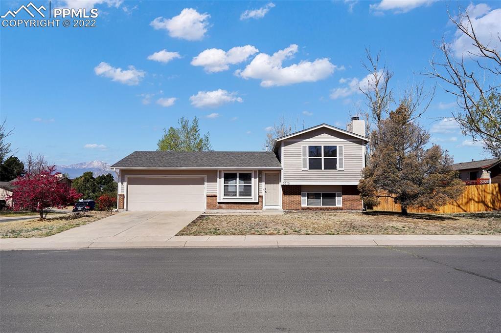 Listing 1396700, Image 1 of 25