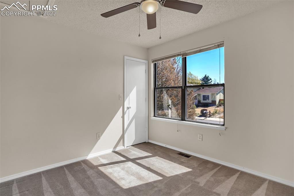 Listing 1396700, Image 18 of 25