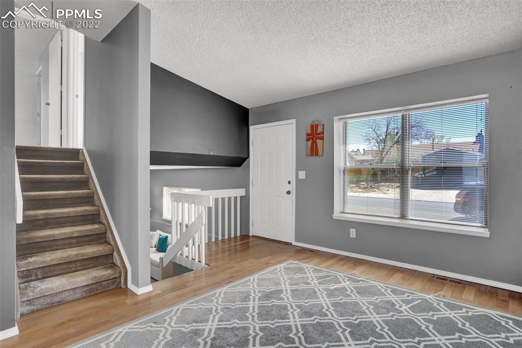 Listing 1396700, Image 6 of 25