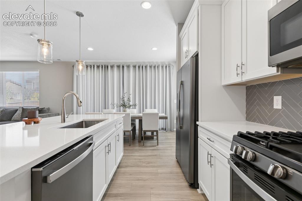 Image 12 of 36: Kitchen