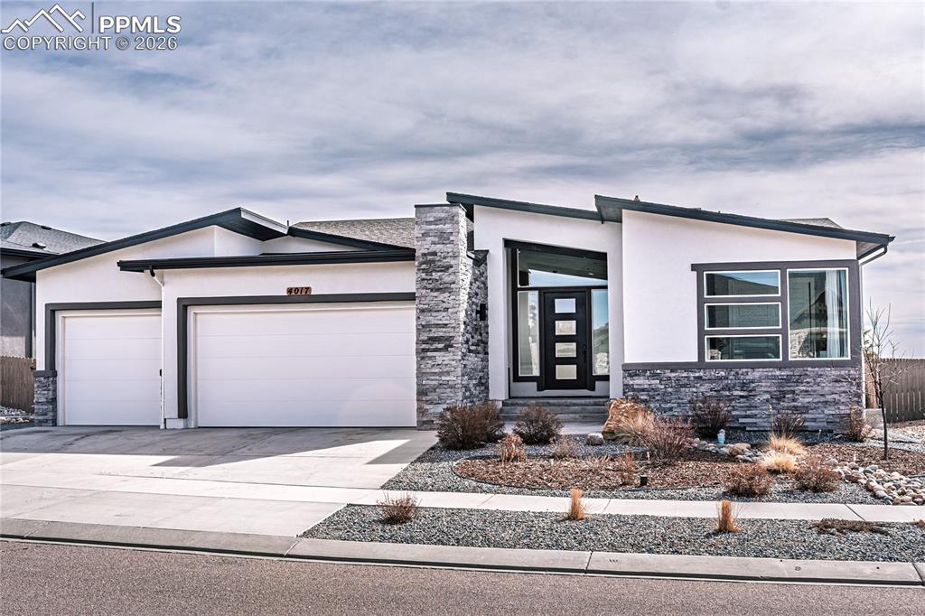 Image 1 of 47: Front of Structure