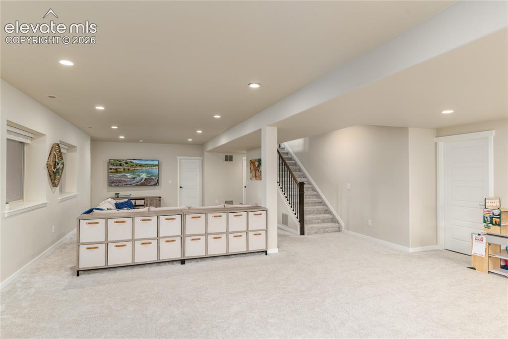 Image 26 of 46: Family Room