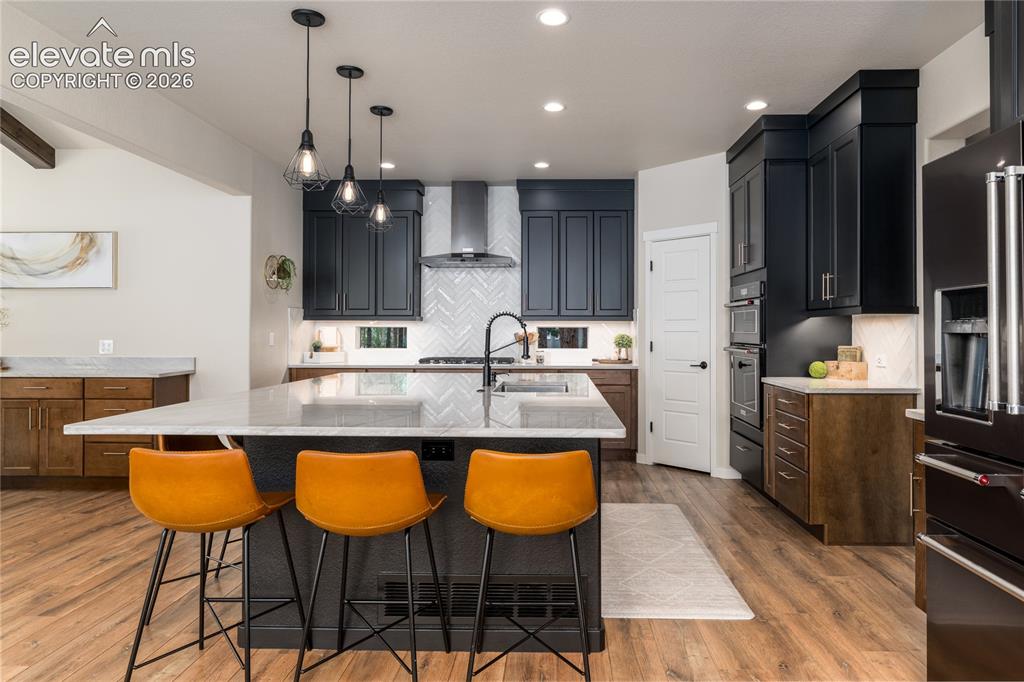 Image 8 of 46: Kitchen