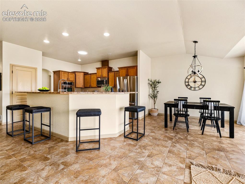 Image 9 of 50: Kitchen