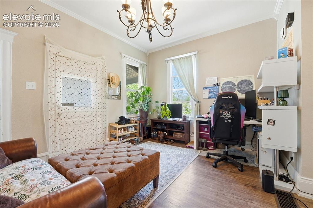 Image 6 of 41: Office