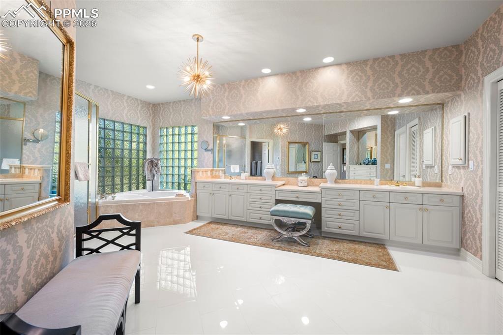 Image 25 of 50: No Description Available