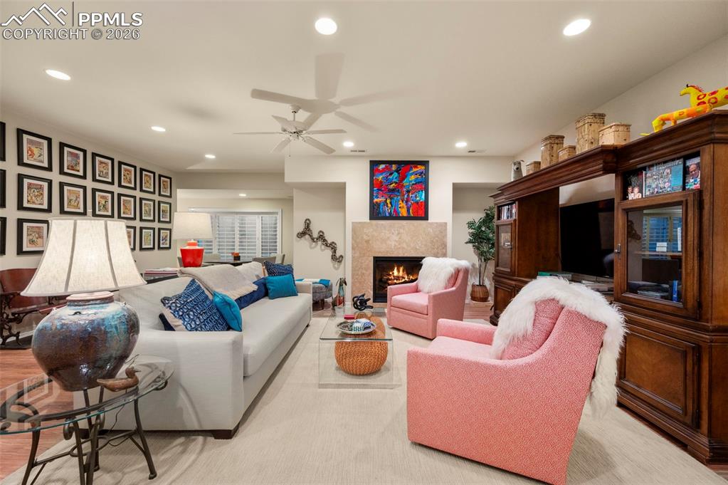 Image 29 of 50: No Description Available