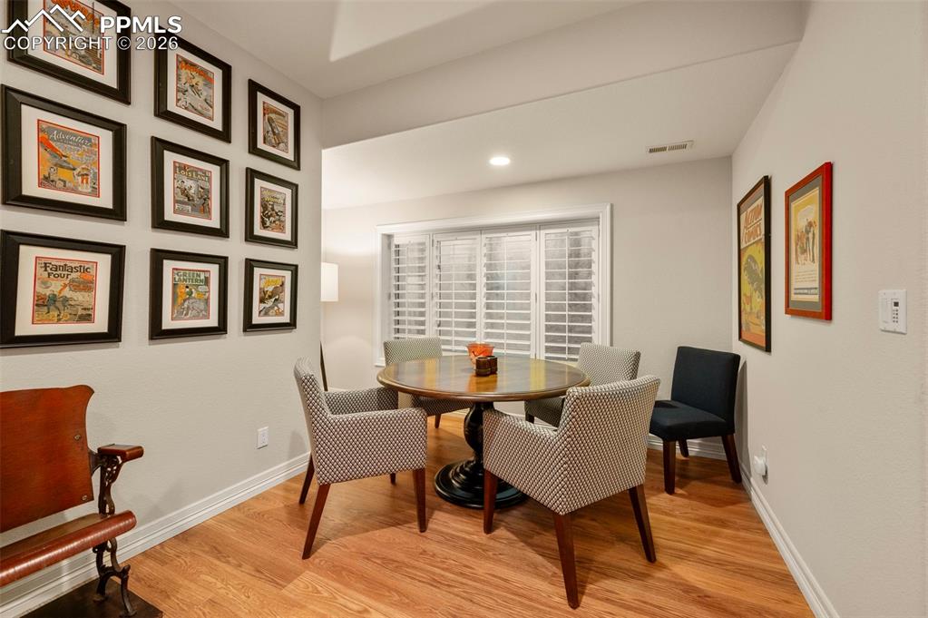 Image 32 of 50: No Description Available