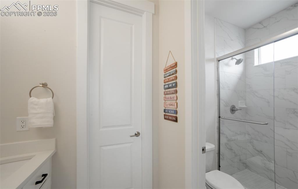 Image 17 of 43: Primary bathroom