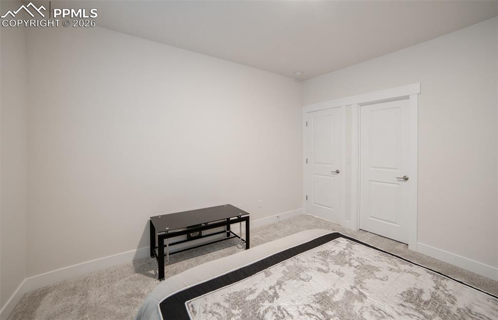 Image 35 of 43: Bedroom