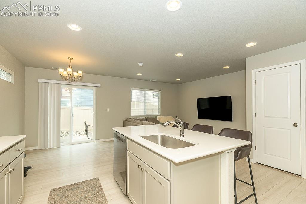 Image 8 of 33: Kitchen