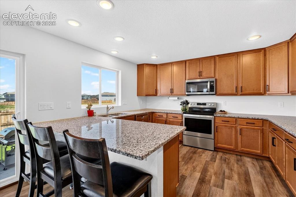 Image 10 of 36: Kitchen