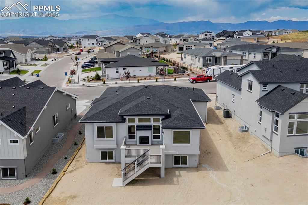 Image 32 of 35: Somerton-Prairie Elevation-Ranch Plan-3 Car Garage-Finished Garden Level Ba