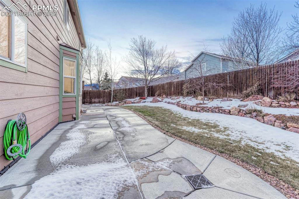 Image 31 of 38: Patio