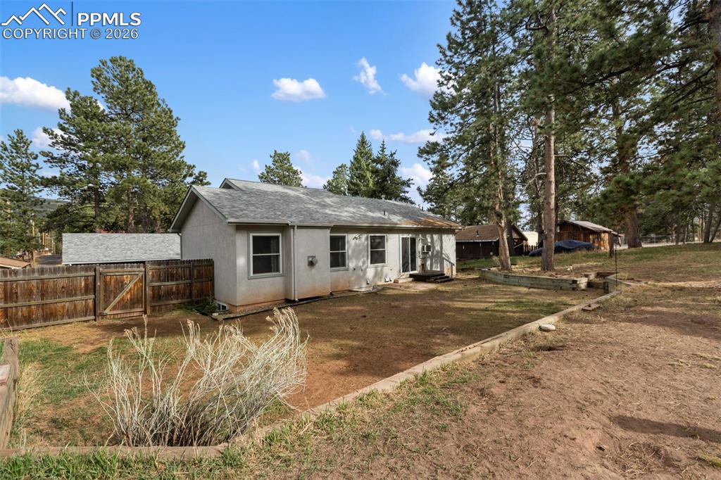 Image 38 of 38: Back of Structure