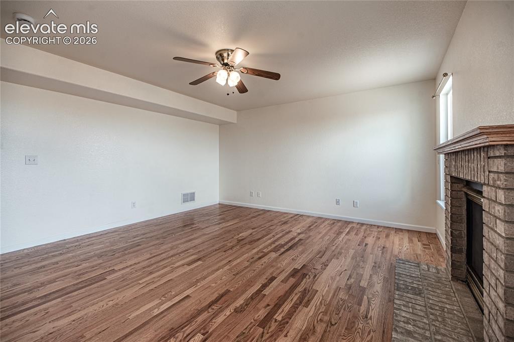 Image 13 of 47: Living Room