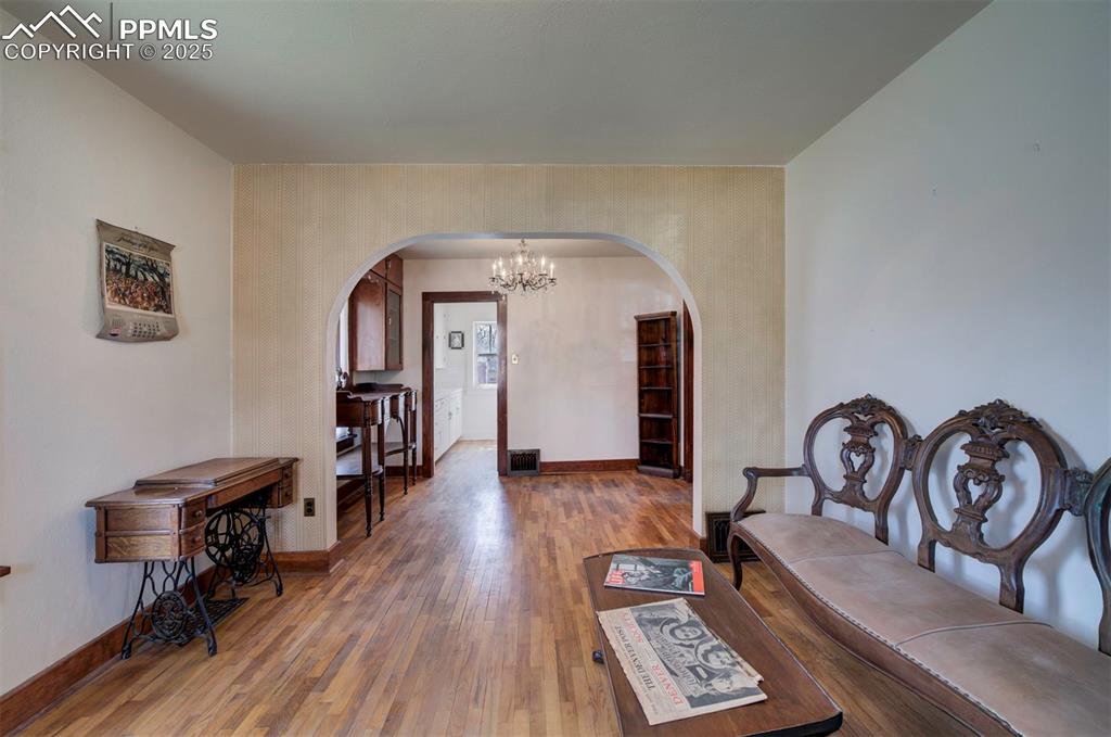 Image 6 of 40: View from front door