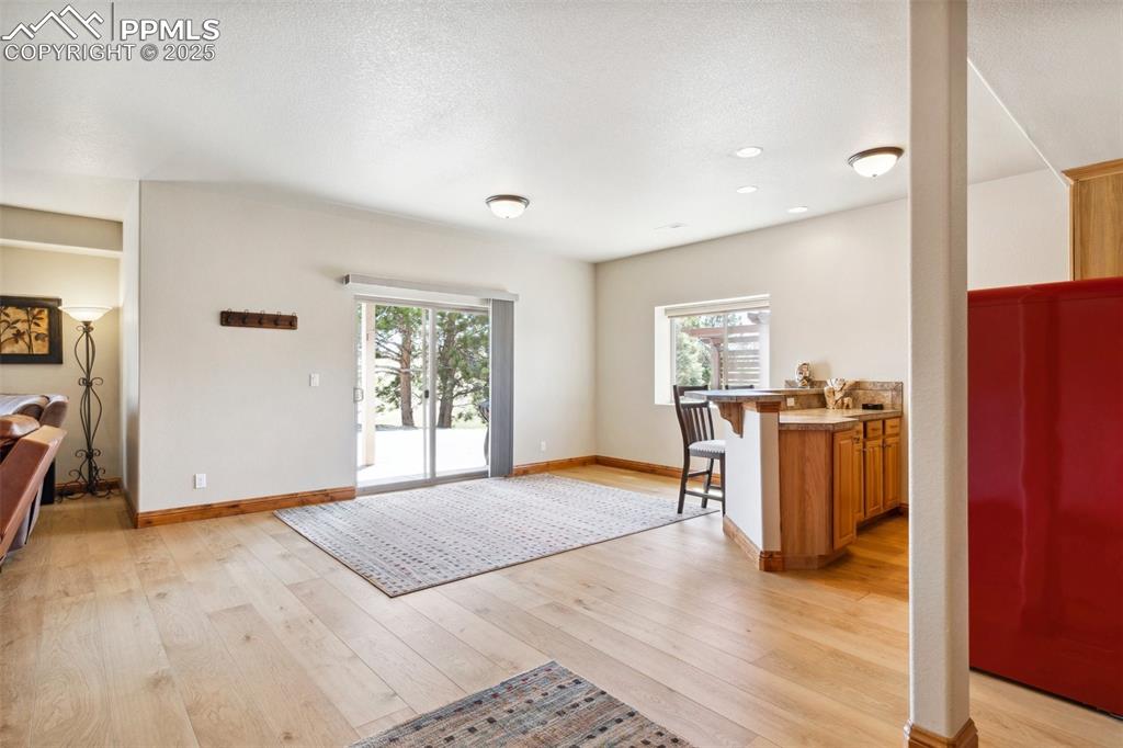 Image 22 of 46: Family Room