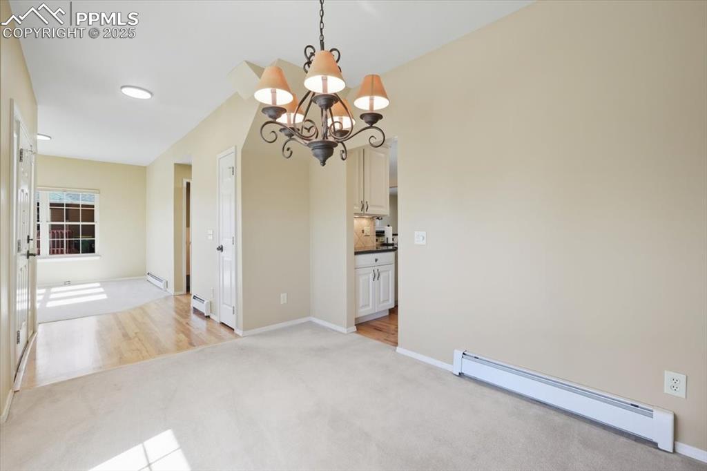 Image 12 of 48: Dining Room