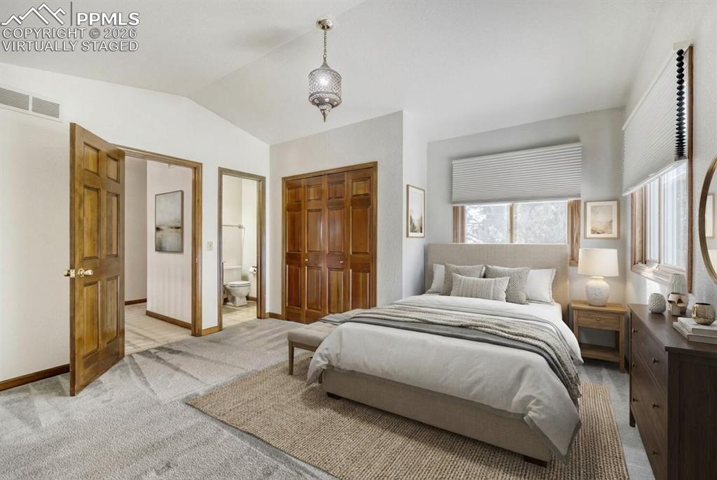 Image 31 of 47: VIRTUALLY STAGED