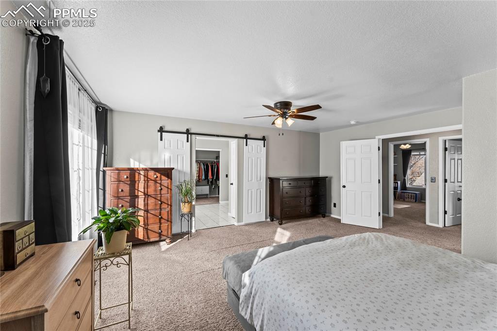 Image 20 of 34: Bedroom