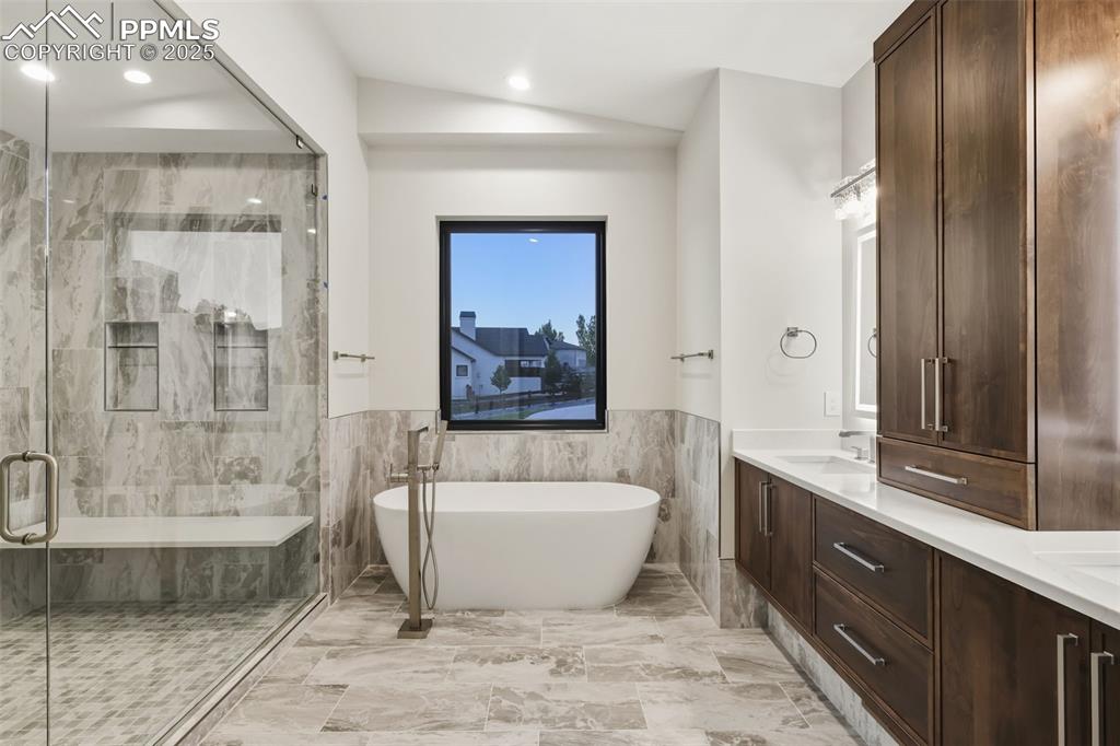 Image 30 of 50: Master Bathroom