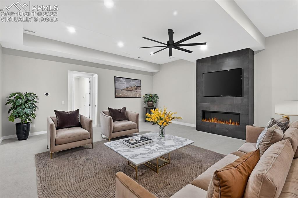 Image 38 of 50: Virtually Staged